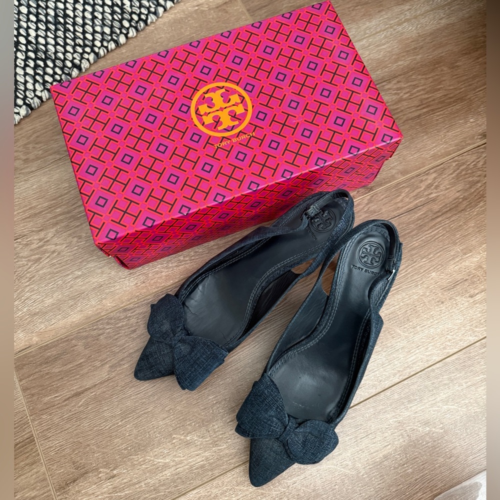 Tory Burch Blue Suede Denim kitten Heels